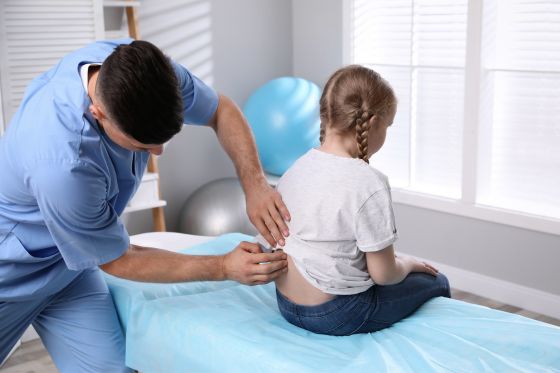 Understanding Adolescent Idiopathic Scoliosis: Causes, Symptoms, and Treatments